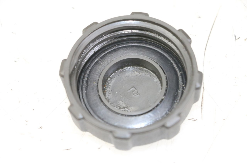 photo de FUEL TANK CAP PIAGGIO BEVERLY 125 (1998 - 2005)