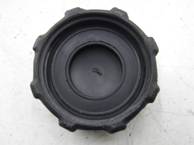 photo de FUEL TANK CAP PIAGGIO FLY 2T 50 (2004 - 2017)