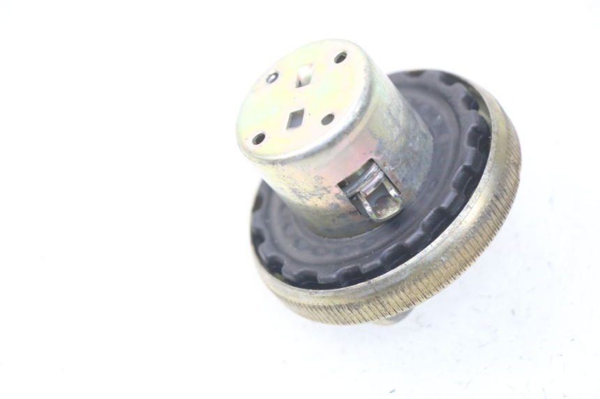 photo de FUEL TANK CAP KEEWAY PIXEL 50 (2008 - 2011)