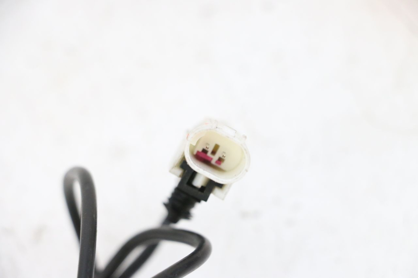 photo de FUEL TANK CAP BMW R GS 1250 (2021 - 2024) - Alternative perspective