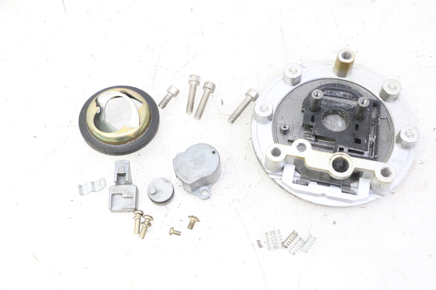 photo de FUEL TANK CAP MAG POWER R-STREET 50 (2016 - 2025)