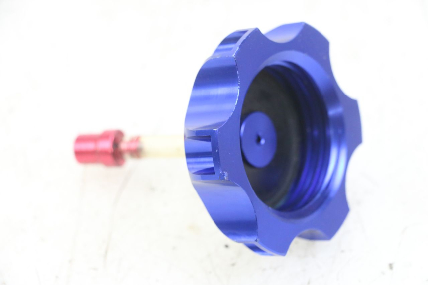 photo de FUEL TANK CAP APOLLO RFZ 125