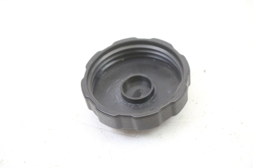 photo de FUEL TANK CAP PEUGEOT SATELIS COMPRESSOR K15 125 (2006 - 2009)