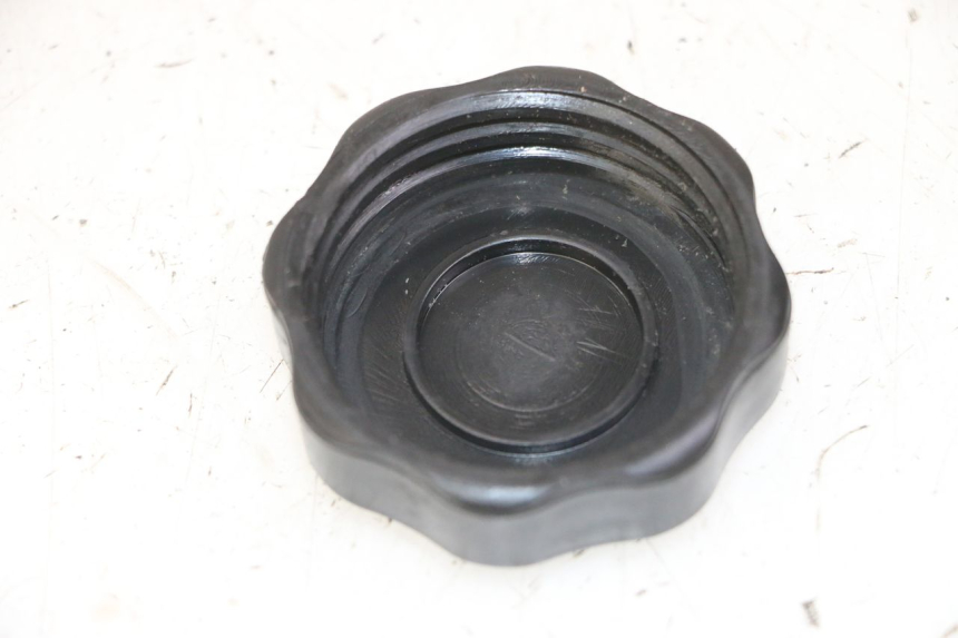 photo de FUEL TANK CAP APRILIA SCARABEO GT TOURING 125 (1999 - 2005)