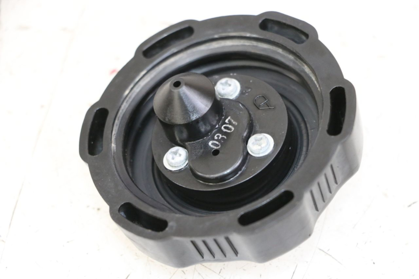 photo de FUEL TANK CAP YAMAHA TTR 125 (2000 - 2020) - Component detail
