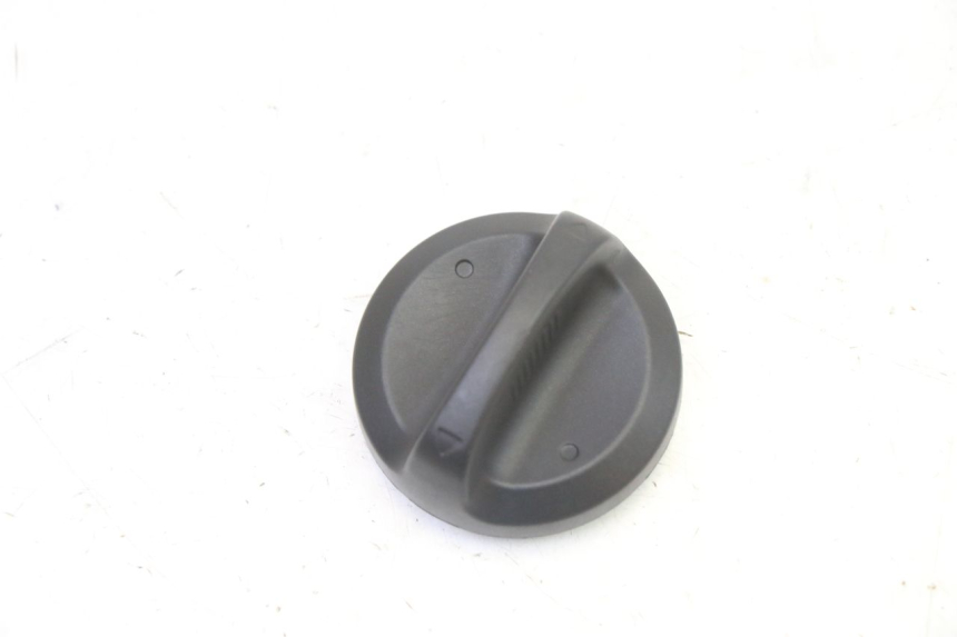 photo de FUEL TANK CAP YAMAHA XMAX X-MAX 125 (2021 - 2025)
