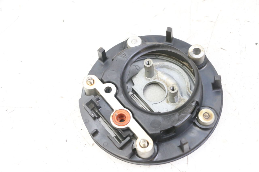 photo de FUEL TANK CAP YAMAHA XJ6 ABS 600 (2008 - 2016)