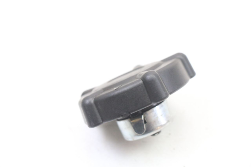 photo de FUEL TANK CAP YAMAHA YP T-MAX TMAX 530 (2017 - 2020)