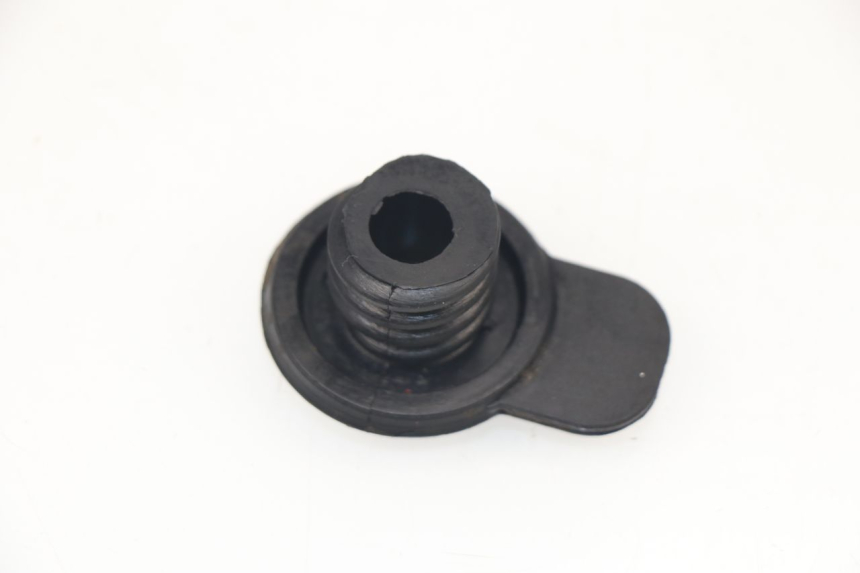 photo de OIL TANK CAP E-TON VIPER 90