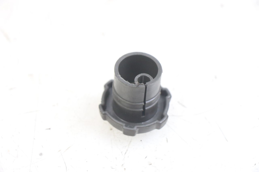 photo de OIL TANK CAP GILERA DNA 50 (2000 - 2007)