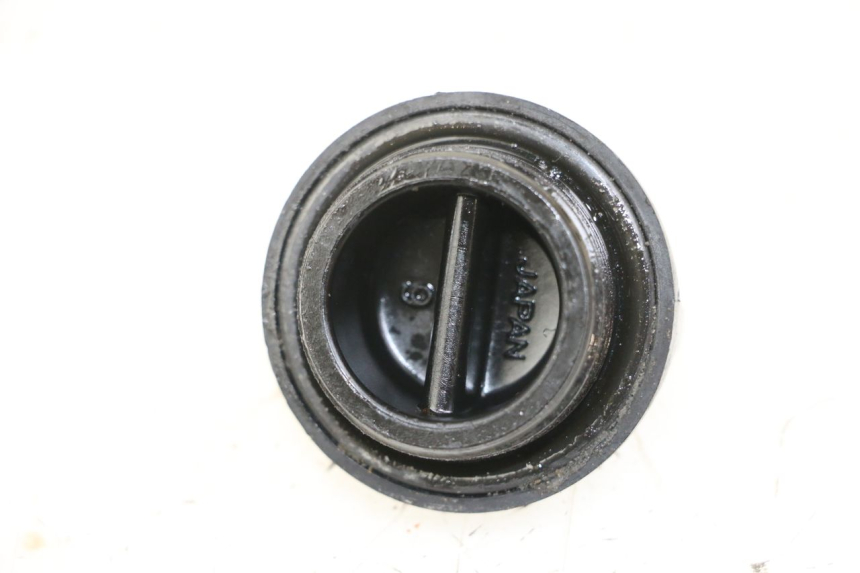 photo de OIL TANK CAP KAWASAKI GTR 1000 (1994 - 2004)