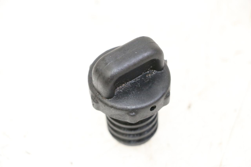 photo de OIL TANK CAP PEUGEOT KISBEE 2T 50 (2010 - 2017)