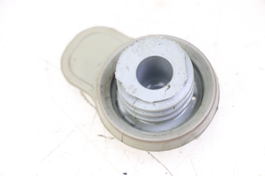 photo de OIL TANK CAP MBK BOOSTER SPIRIT NAKED 50 (2004 - 2017)