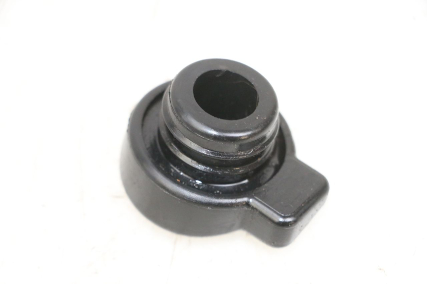 photo de OIL TANK CAP PIAGGIO NEW TYPHOON 50 (2018 - 2021) - Zoom on usage condition