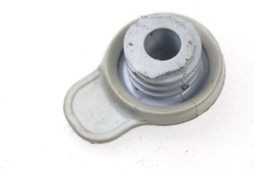 photo de OIL TANK CAP MBK OVETTO 2T 50 (2007 - 2017)