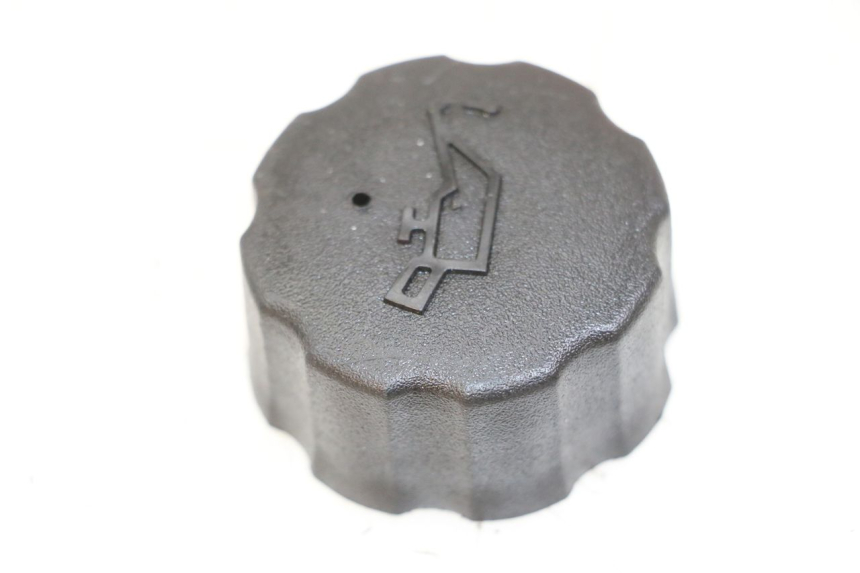 photo de OIL TANK CAP PEUGEOT ELYSTAR 50 (2002 - 2014)