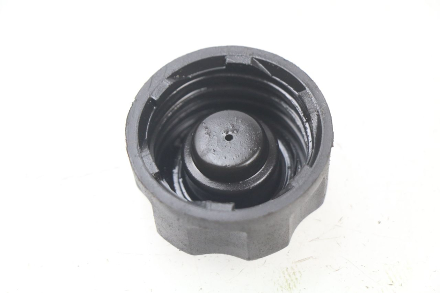 photo de OIL TANK CAP PEUGEOT LUDIX 50 (2008 - 2017)