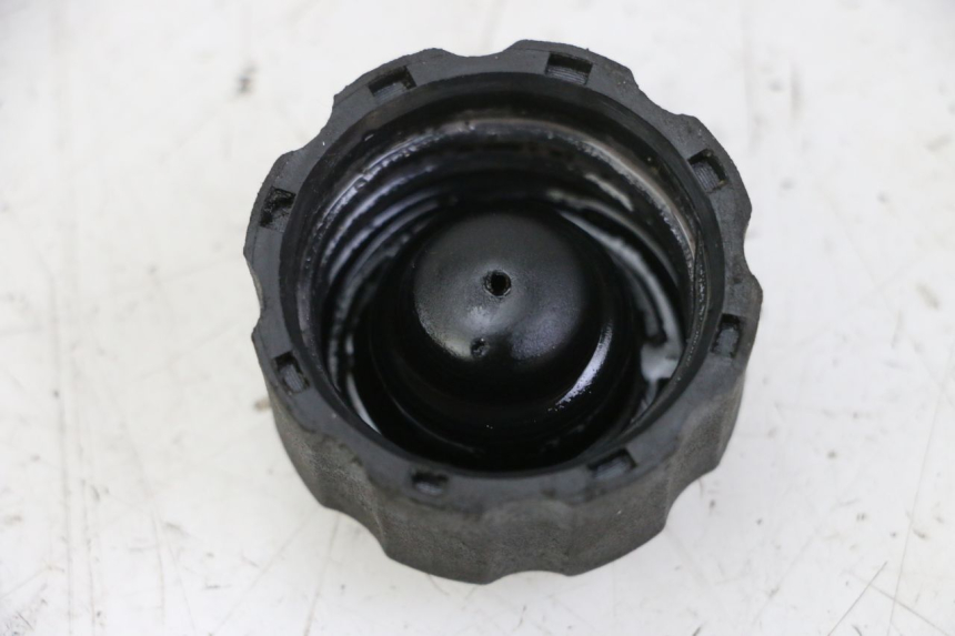 photo de OIL TANK CAP PEUGEOT TKR TREKKER FURIOUS 50 (2005 - 2014)