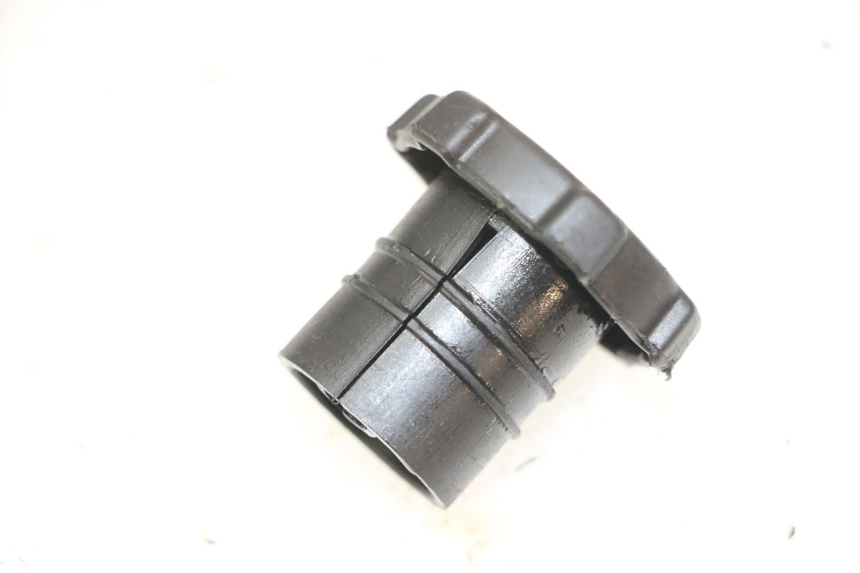 photo de OIL TANK CAP PIAGGIO FLY 2T 50 (2004 - 2017)