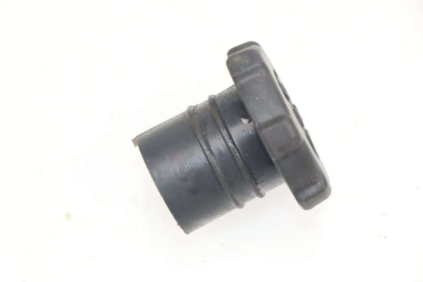 photo de OIL TANK CAP PIAGGIO VESPA LX 2T 50 (2005 - 2013)