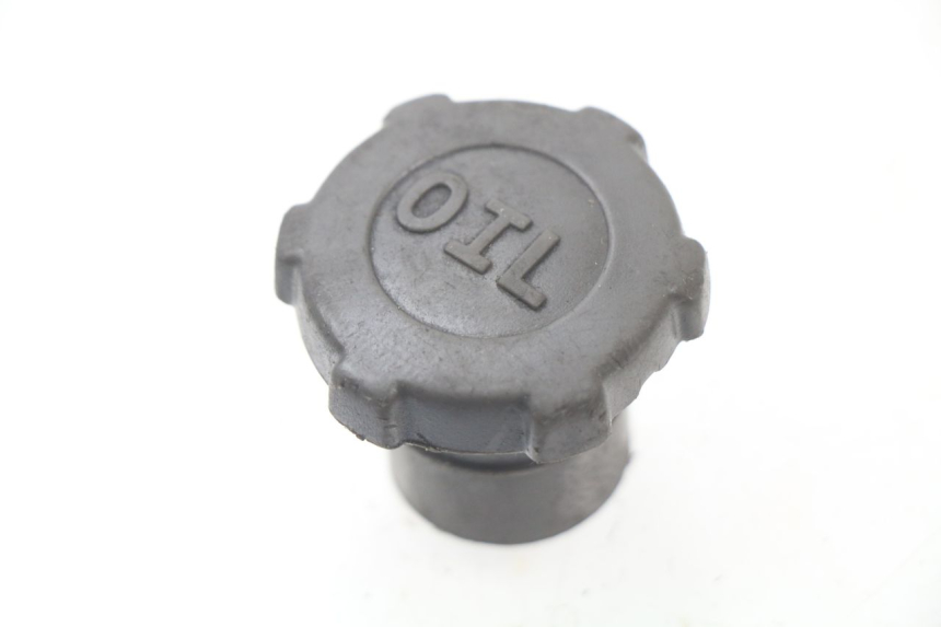 photo de OIL TANK CAP PIAGGIO VESPA S 2T 50 (2007 - 2014)