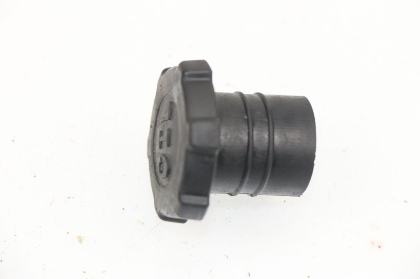 photo de OIL TANK CAP PIAGGIO ZIP 2T 50 (2009 - 2019)