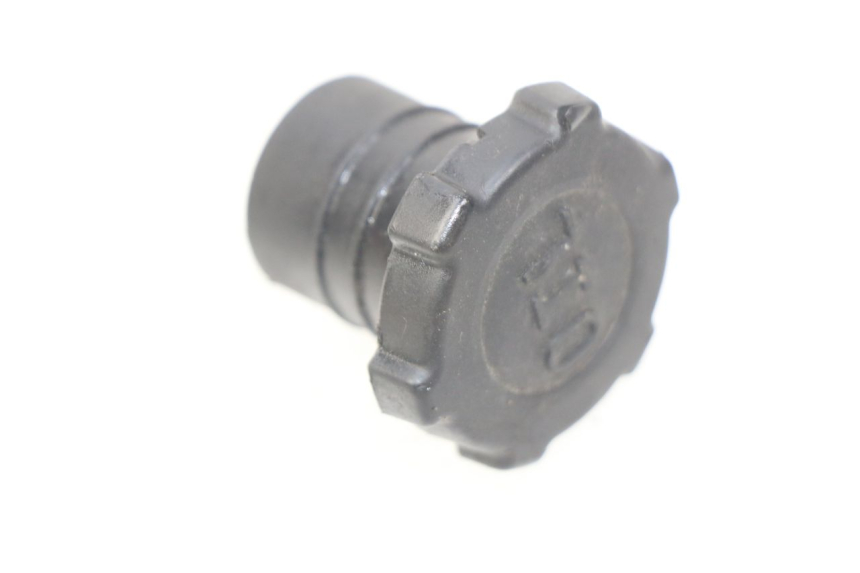 photo de OIL TANK CAP PIAGGIO ZIP 2T 50 (2009 - 2019)