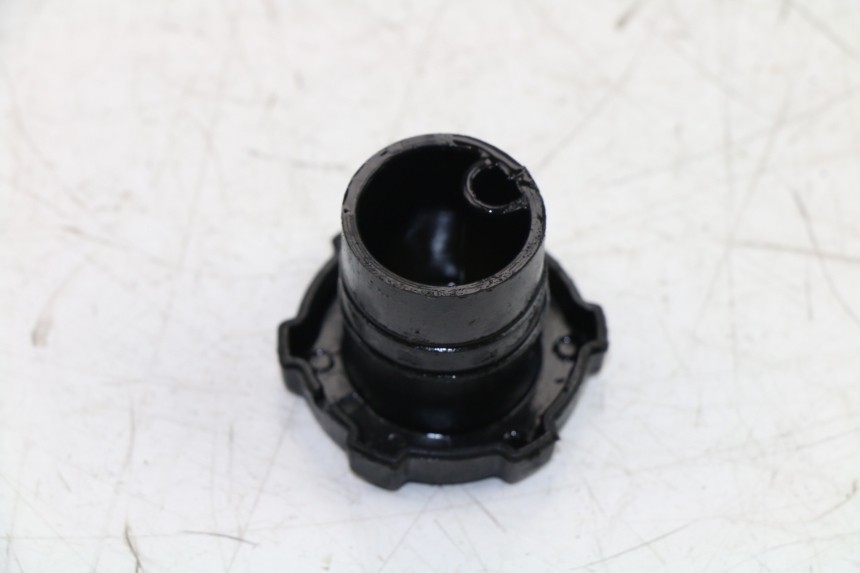 photo de OIL TANK CAP PIAGGIO ZIP 2T 50 (2009 - 2019)