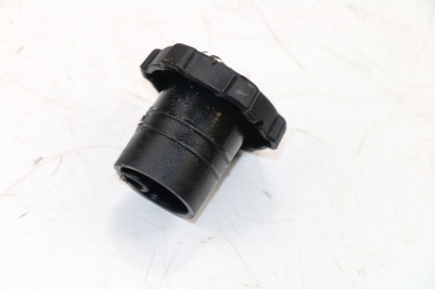 photo de OIL TANK CAP PIAGGIO ZIP 2T 50 (2009 - 2019)