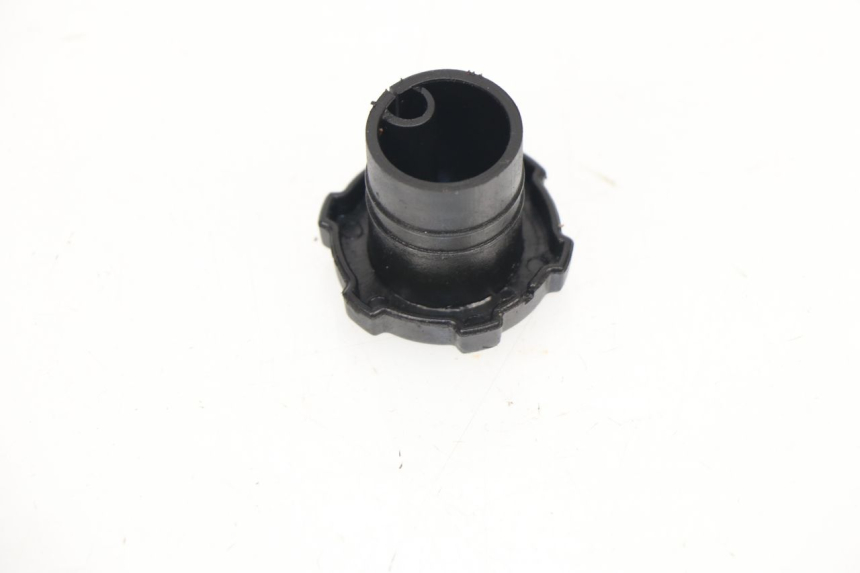 photo de OIL TANK CAP PIAGGIO ZIP 2T 50 (2009 - 2019)