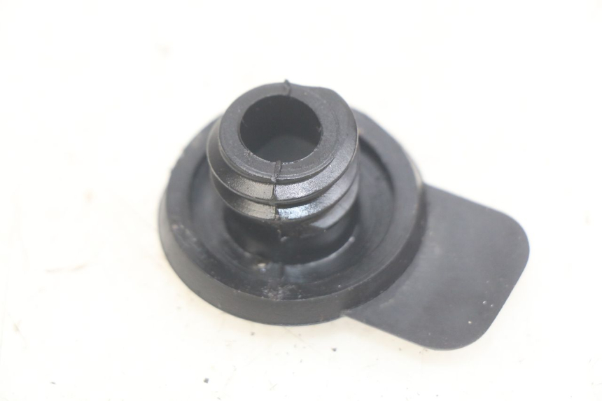 photo de OIL TANK CAP RIDE RACE 2T 50 (2012 - 2017)