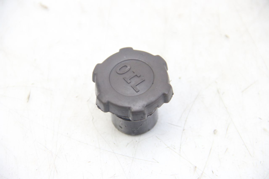 photo de OIL TANK CAP PIAGGIO VESPA SPRINT 2T 50 (2014 - 2018)