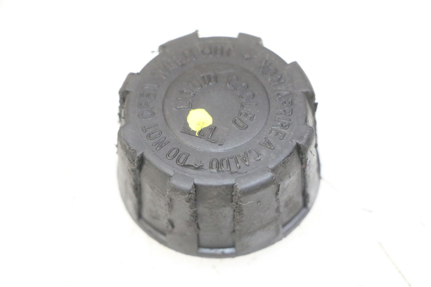 photo de EXPANSION TANK CAP PIAGGIO MP3 500 (2011 - 2015)