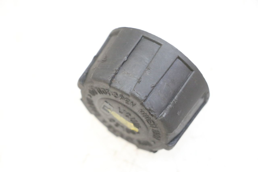 photo de EXPANSION TANK CAP PIAGGIO MP3 RL 250 (2007 - 2010)