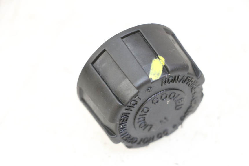 photo de EXPANSION BOTTLE CAP PIAGGIO NRG POWER PUREJET 50 (2018 - 2021)