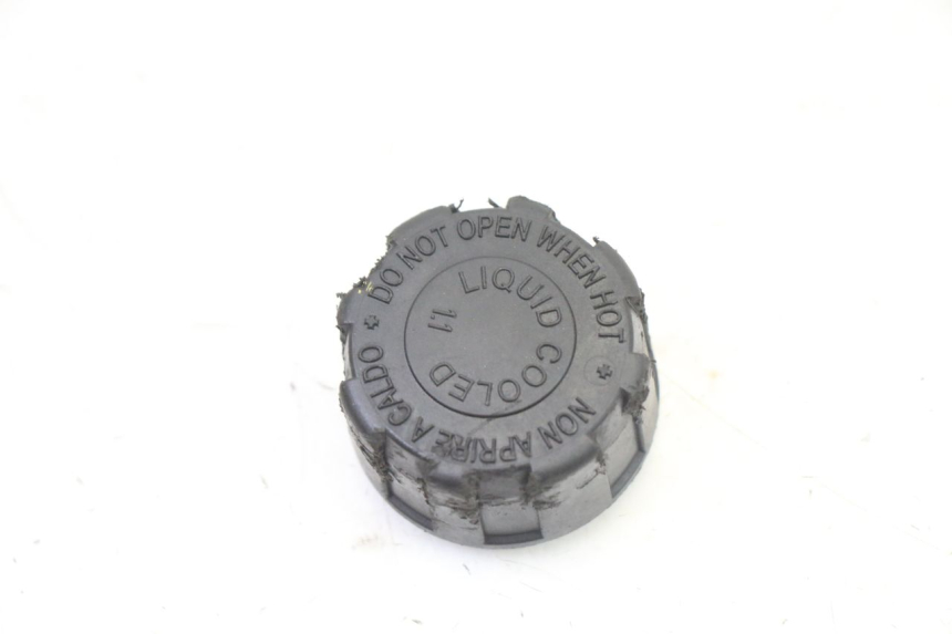 photo de EXPANSION BOTTLE CAP PIAGGIO NRG POWER PUREJET 50 (2018 - 2021)