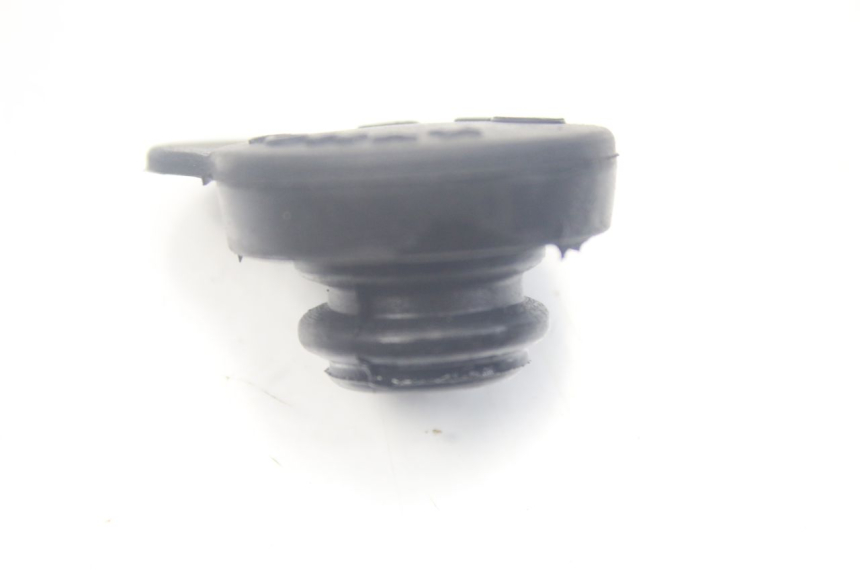 photo de EXPANSION TANK CAP KYMCO PEOPLE 250 (2004 - 2008)