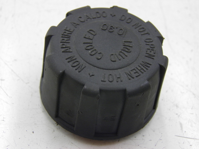 photo de EXPANSION BOTTLE CAP PIAGGIO BEVERLY 125 (1998 - 2005)