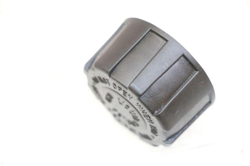 photo de EXPANSION BOTTLE CAP PIAGGIO BEVERLY 125 (1998 - 2005)