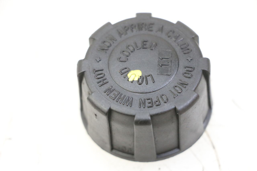 photo de EXPANSION BOTTLE CAP PIAGGIO MP3 500 (2014 - 2016)