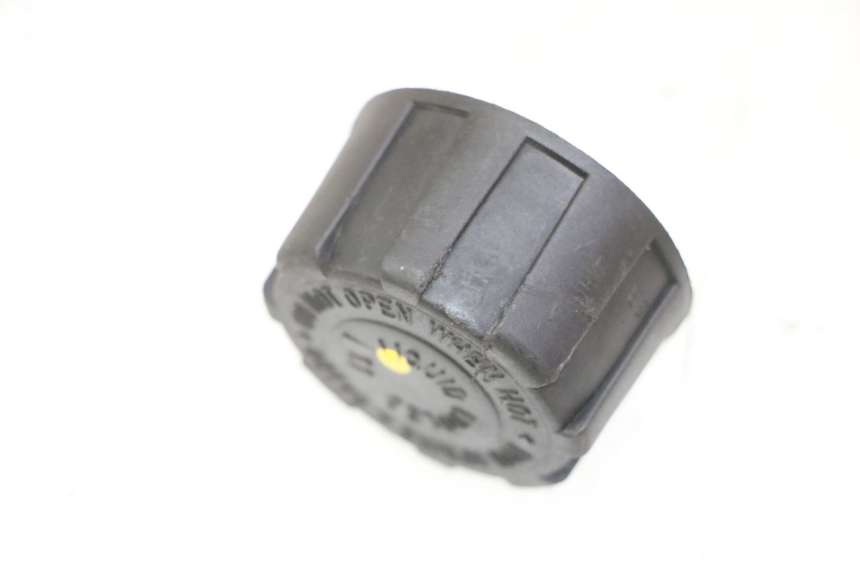 photo de EXPANSION TANK CAP PIAGGIO MP3 LT 400 (2007 - 2012)