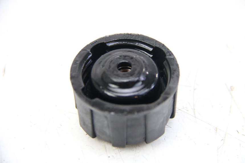 photo de EXPANSION TANK CAP PIAGGIO VESPA GRANTURISMO 125 (2003 - 2007)