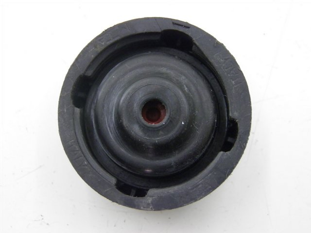 photo de EXPANSION TANK CAP PIAGGIO X8 125 (2004 - 2007)