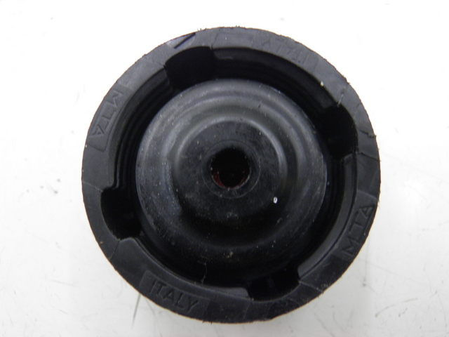 photo de EXPANSION BOTTLE CAP PIAGGIO XEVO - X EVO 125 (2010 - 2015)