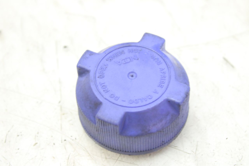 photo de EXPANSION TANK CAP PEUGEOT SATELIS 125 (2010 - 2012)