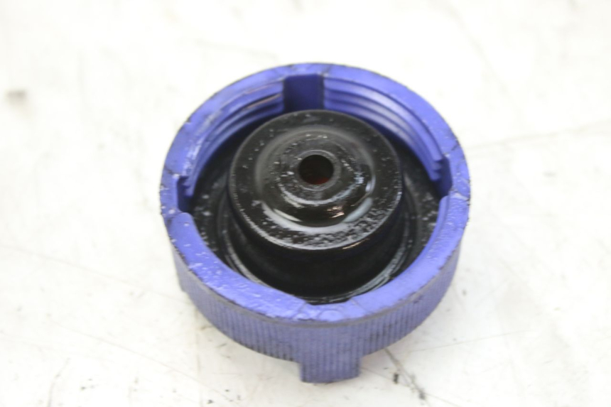 photo de EXPANSION TANK CAP PEUGEOT SATELIS 125 (2010 - 2012)