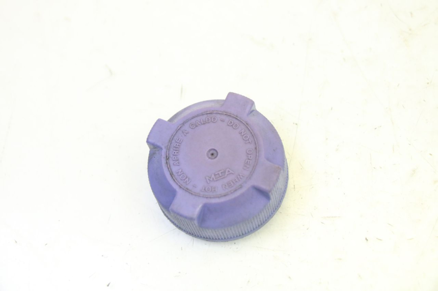 photo de EXPANSION TANK CAP PEUGEOT SATELIS 125 (2006 - 2009)