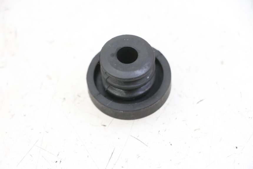 photo de EXPANSION BOTTLE CAP SUZUKI BURGMAN 125 (2015 - 2017)