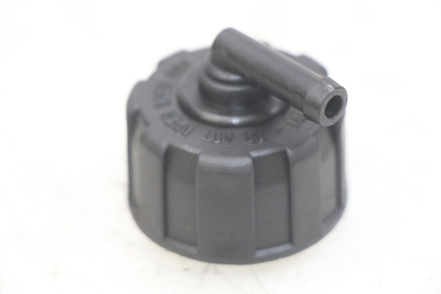 photo de EXPANSION TANK CAP YAMAHA YP MAJESTY 125 (2007 - 2010)