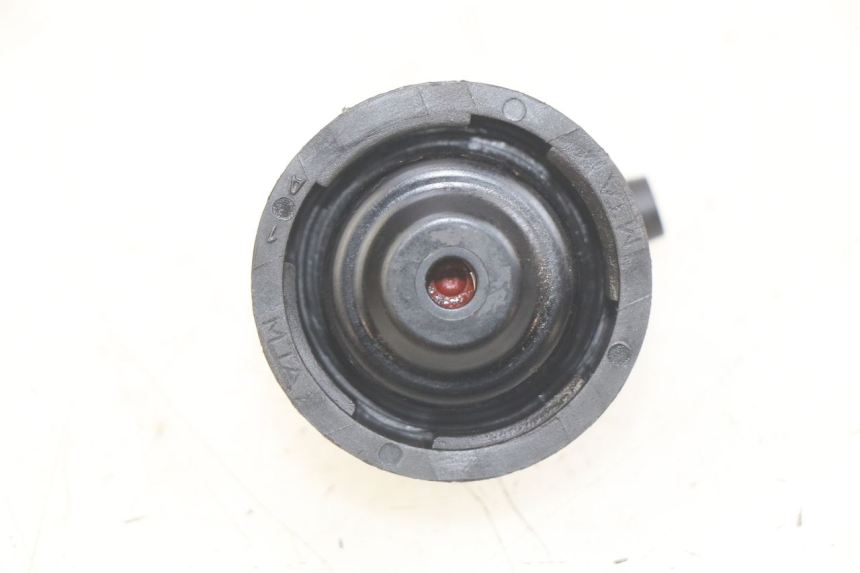 photo de EXPANSION TANK CAP YAMAHA YP MAJESTY 125 (2007 - 2010)